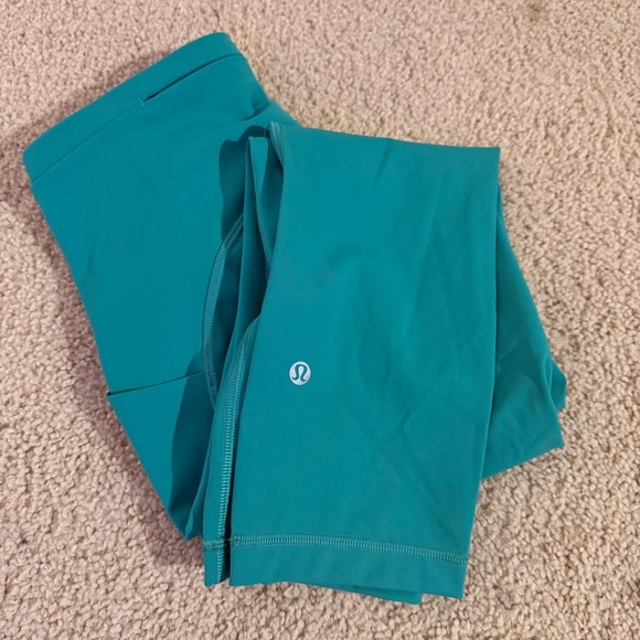Lululemon Teal High-Rise Crop Running Leggings Side Pockets Reflective Size 6 - Picture 8 of 8